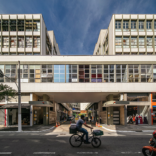 Centro Comercial Bom Retiro